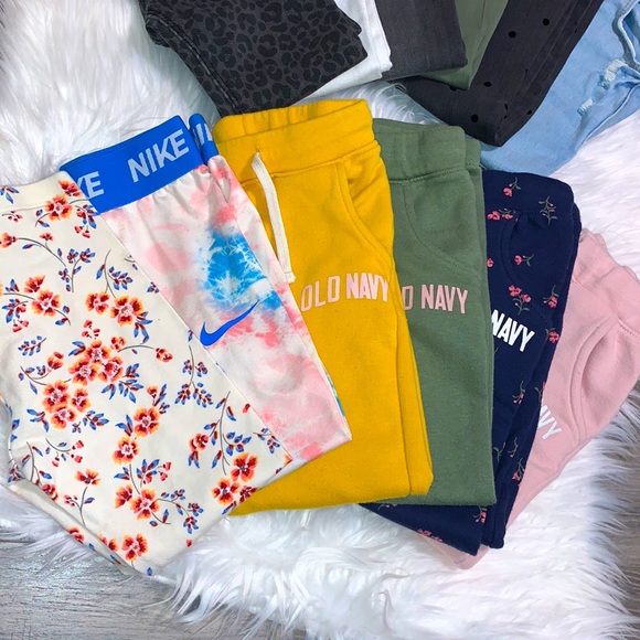 12pc bundle 🛍 - Picture 3 of 3